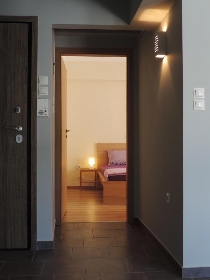 Apartment In The Centre Of Афины Экстерьер фото